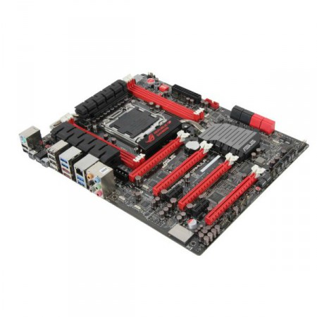 Board ASUS Rampage IV Formula con chip Intel X79 para Overclock Extremo